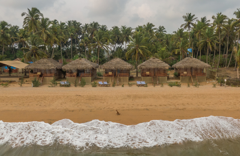 Ravi Yoga Beach Cabanas Ravi Yoga Beach Cabanas