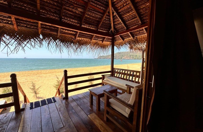 Ravi Yoga Goa: View from a Veranda Ravi Yoga Goa: View from a Veranda
